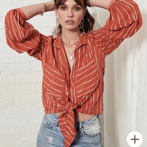 KIVARI COCO RUST TIE UP BLOUSE RUST STRIPE